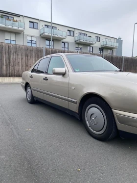 Mercedes-Benz E 230 - 1600 € / 3129.33 лв. - 92611034 7