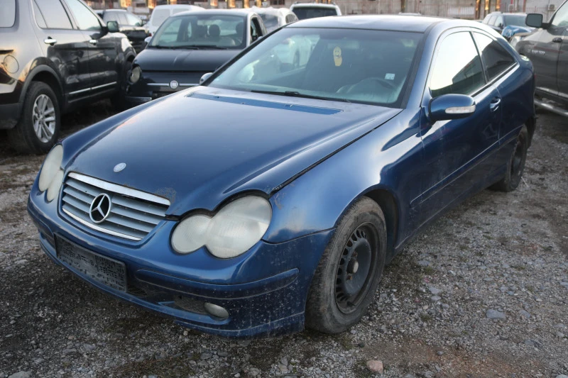 Mercedes-Benz C 200 Kompressor, снимка 1 - Автомобили и джипове - 44014299