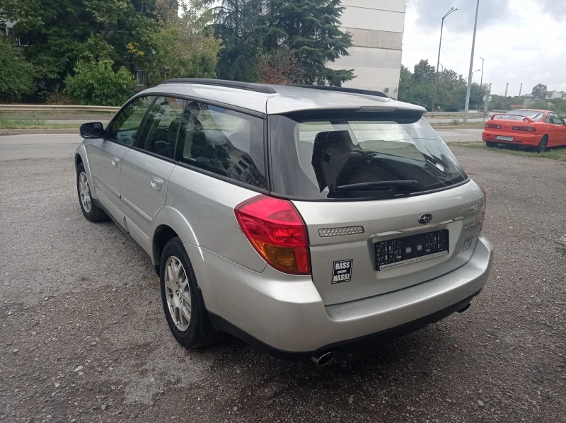 Subaru Outback 2.5i, снимка 4 - Автомобили и джипове - 47073810