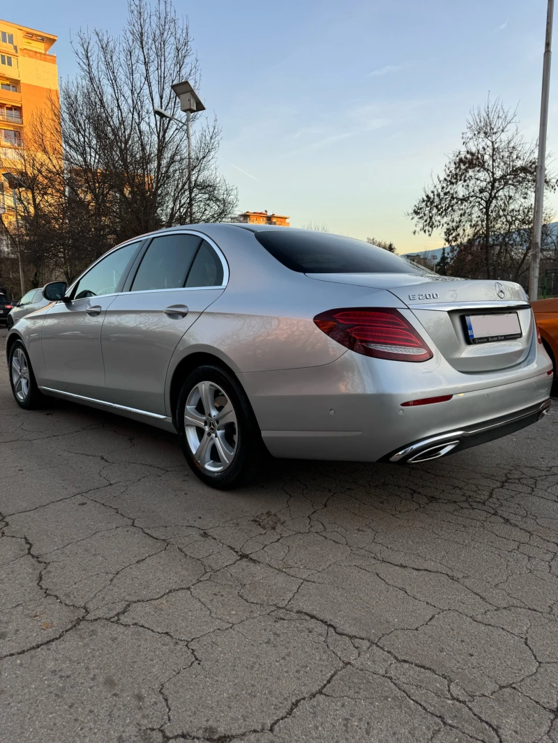 Mercedes-Benz E 200 4 matic , снимка 5 - Автомобили и джипове - 47740231