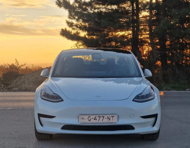 Tesla Model 3 Европейска, снимка 2 - Автомобили и джипове - 47844074