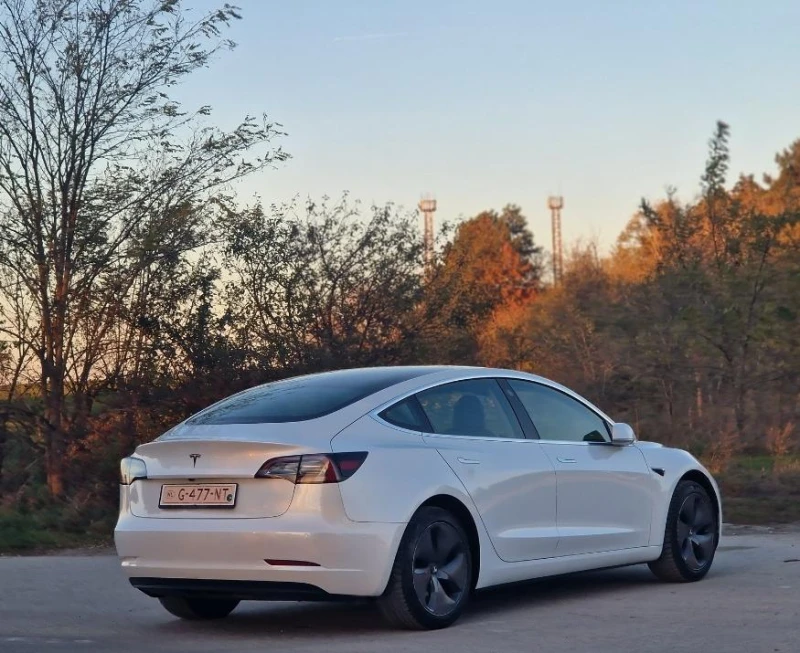 Tesla Model 3 Европейска, снимка 5 - Автомобили и джипове - 47844074