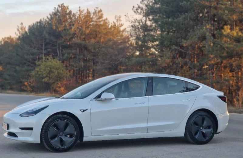 Tesla Model 3 Европейска, снимка 8 - Автомобили и джипове - 47844074