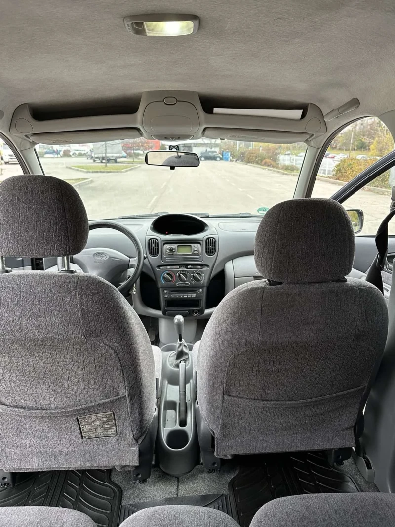 Toyota Yaris verso, снимка 7 - Автомобили и джипове - 47994592