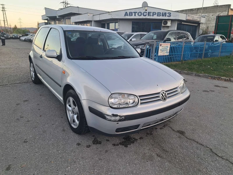 VW Golf TDI, снимка 1 - Автомобили и джипове - 48079155