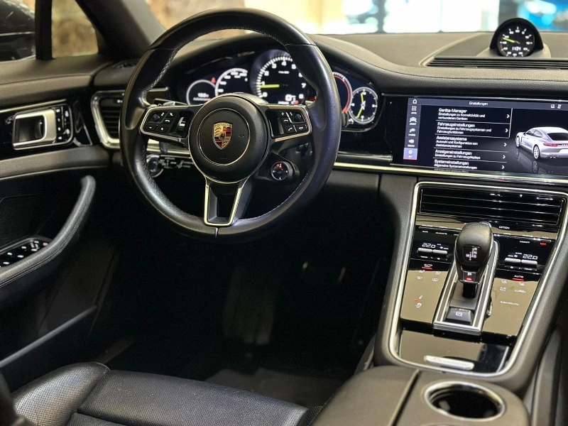 Porsche Panamera 243HP/LED/360-CAM/NAVI/CARPLAY/HUD/AMBIENT/619b, снимка 9 - Автомобили и джипове - 48333140