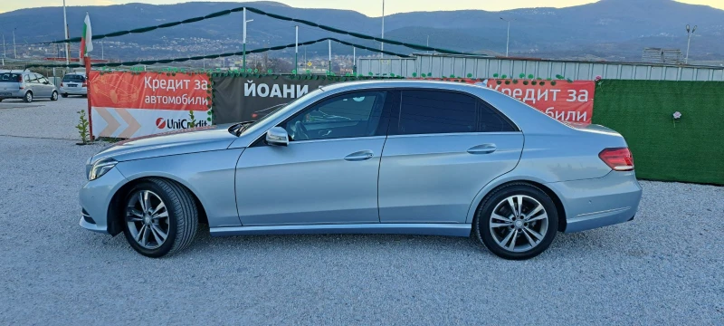 Mercedes-Benz E 220 9G Avangard, снимка 4 - Автомобили и джипове - 48409028