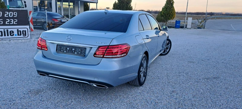 Mercedes-Benz E 220 9G Avangard, снимка 7 - Автомобили и джипове - 48409028