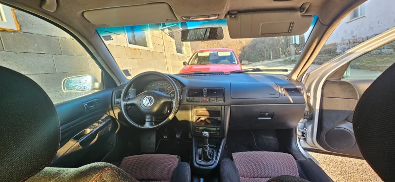 VW Golf 1.9 TDI 4X4, снимка 14 - Автомобили и джипове - 48789282