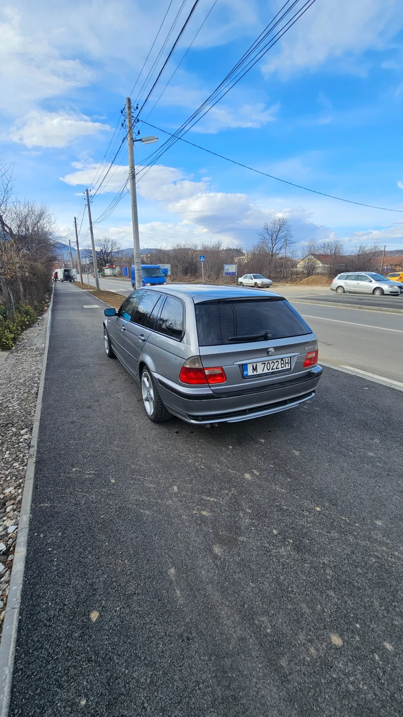 BMW 330, снимка 11 - Автомобили и джипове - 49118993