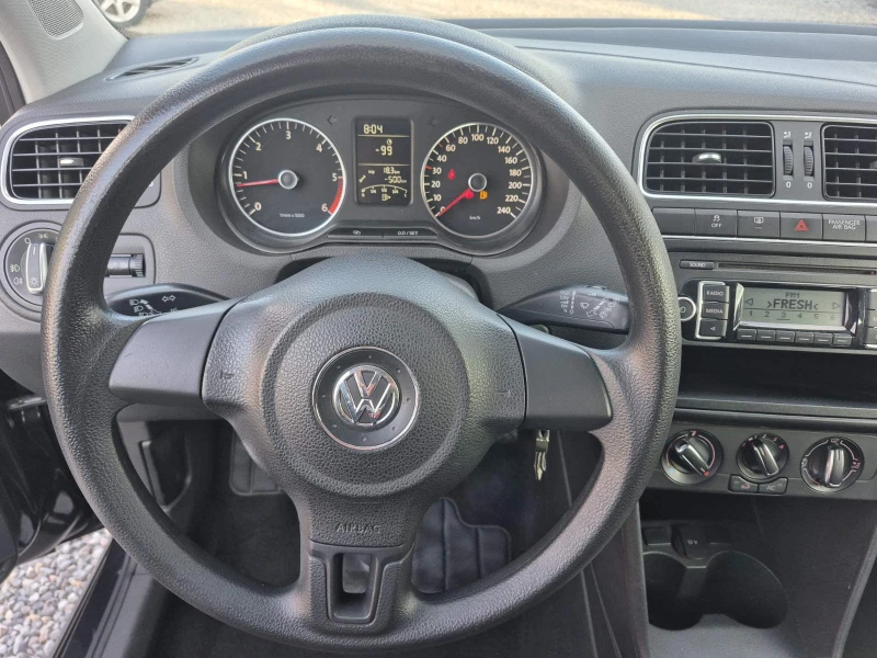 VW Polo 1.6TDI-90k.s* * * , снимка 12 - Автомобили и джипове - 49130059