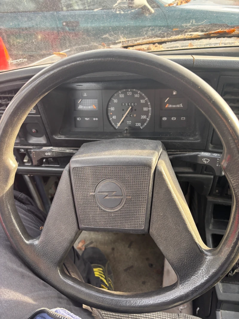 Opel Ascona Юбилейна!, снимка 3 - Автомобили и джипове - 51632564