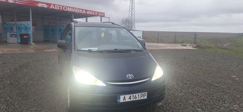 Toyota Previa, снимка 11 - Автомобили и джипове - 52702210