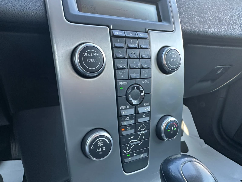 Volvo V50 2.0d 136 к.с. , снимка 13 - Автомобили и джипове - 53152301