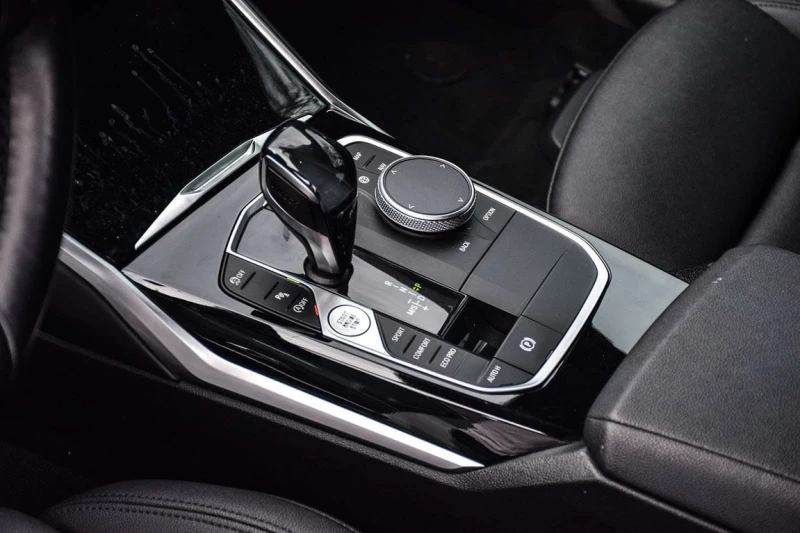 BMW 330 * xDrive * CARFAX * ЦЕНА ДО БГ, снимка 15 - Автомобили и джипове - 53385296