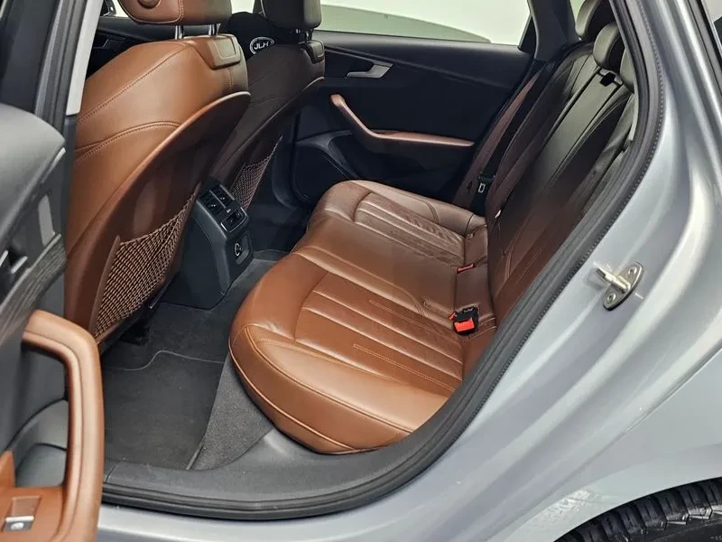 Audi A4 2.0 TDI Premium, снимка 13 - Автомобили и джипове - 53681226