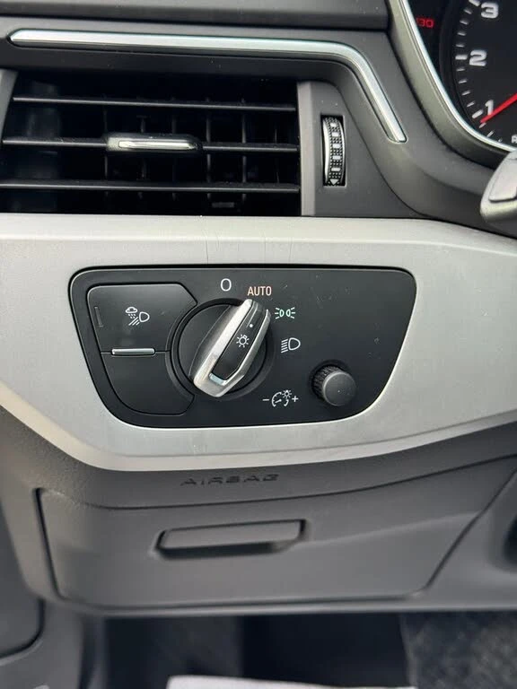 Audi A4 45TFSI* Quattro* Komfort* АвтоКредит* (ЦЕНА ДО БГ) - изображение 9