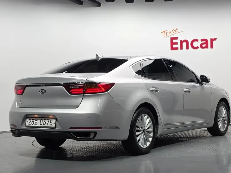 Kia K7 2.4 Gdi Prestige, снимка 2 - Автомобили и джипове - 56304828