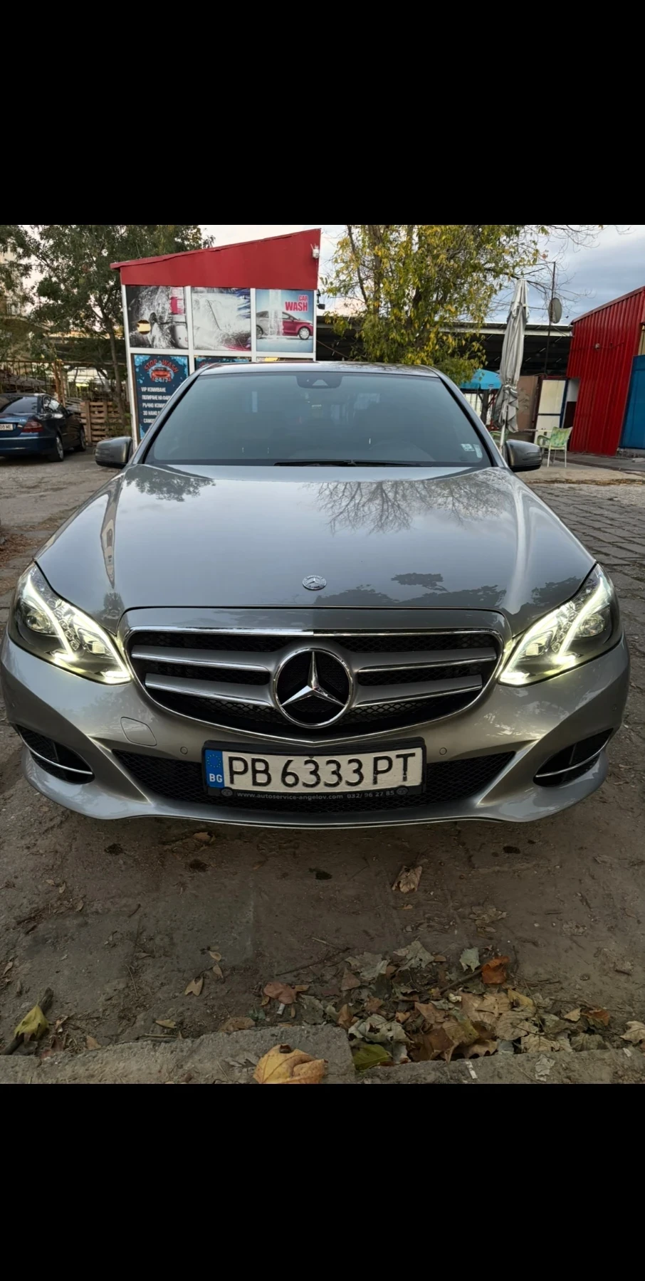 Mercedes-Benz E 220, снимка 1