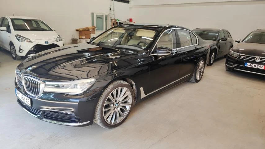 BMW 730 xDRIVE - изображение 8