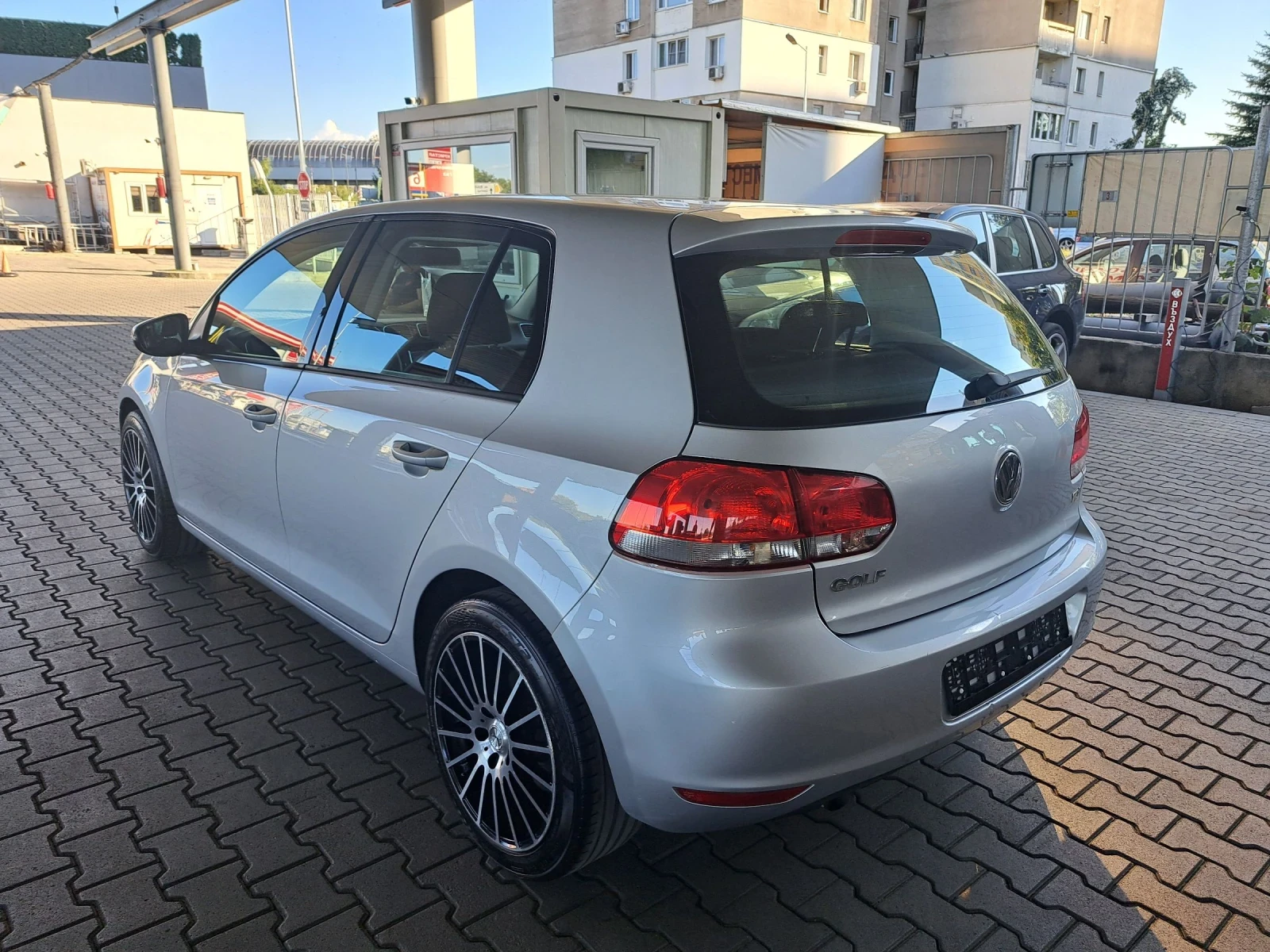 VW Golf 1.6TDI 105PS.ITALIA - изображение 4