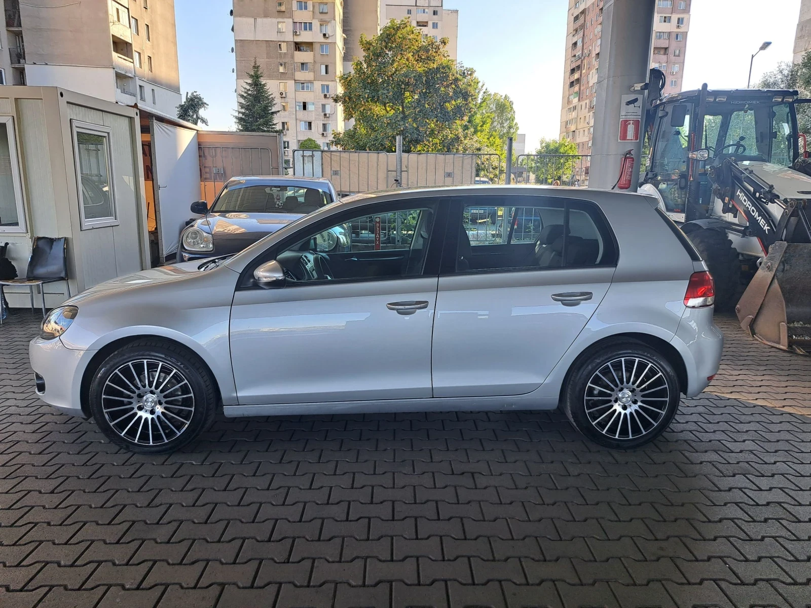 VW Golf 1.6TDI 105PS.ITALIA - изображение 3