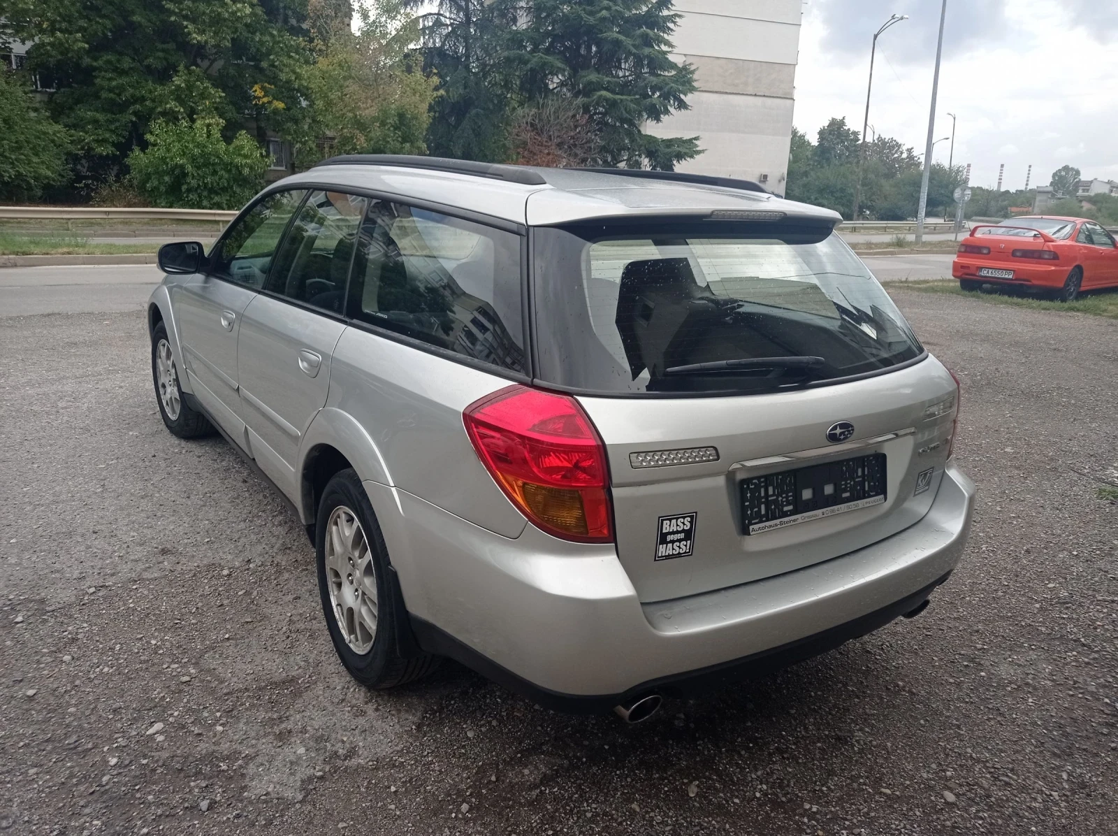 Subaru Outback 2.5i - изображение 4