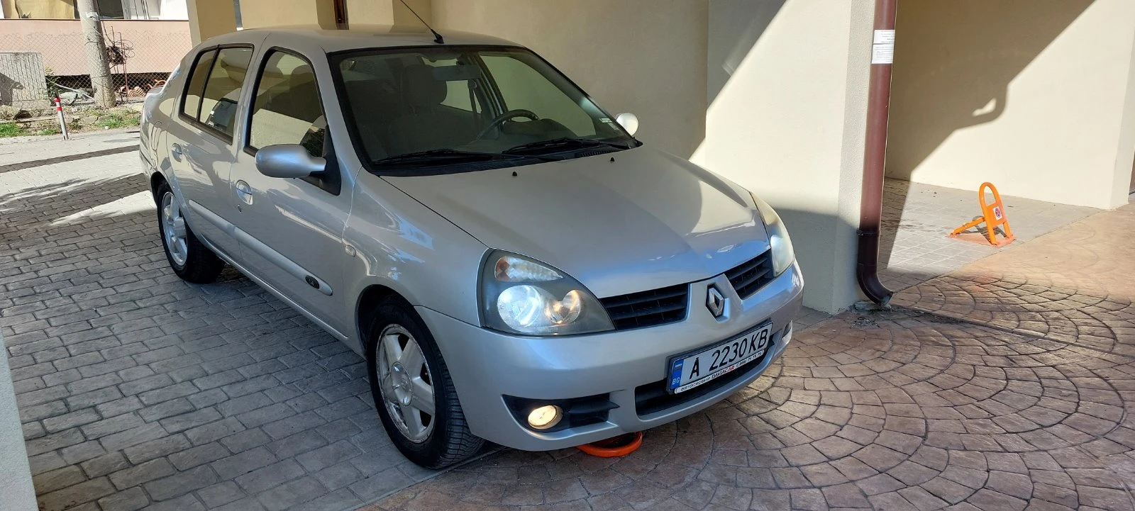 Renault Symbol 65500 km - изображение 2