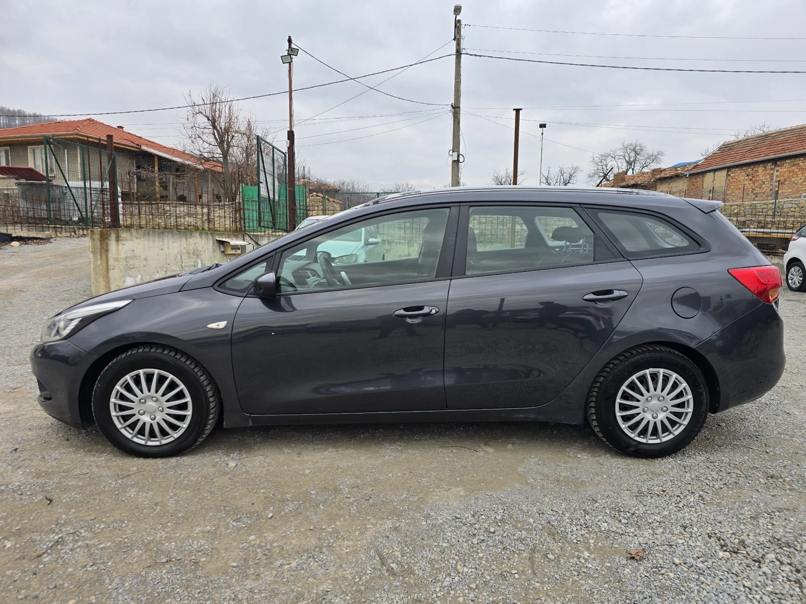 Kia Ceed 1.4 CRDI 90 К.С. / КЛИМА / ЕВРО 5 - изображение 5