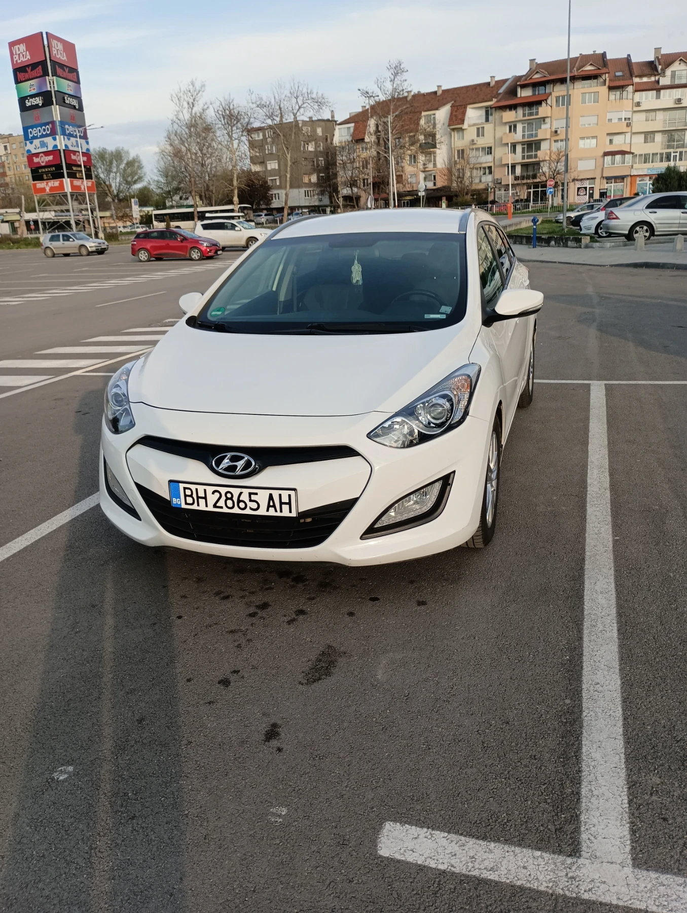 Hyundai I30 1.4crdi Всичко платено + каско - изображение 8