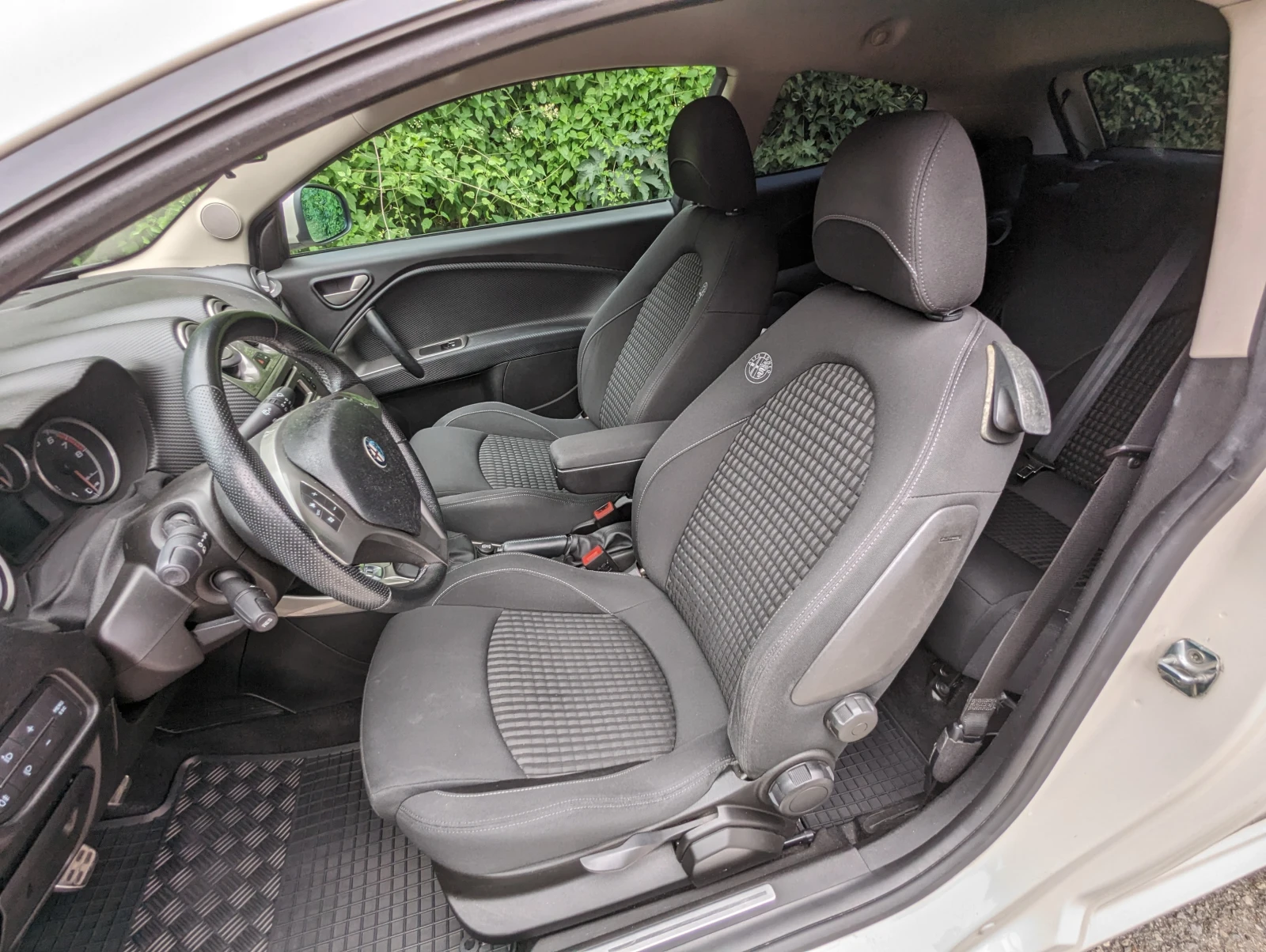 Alfa Romeo MiTo | Mobile.bg   14