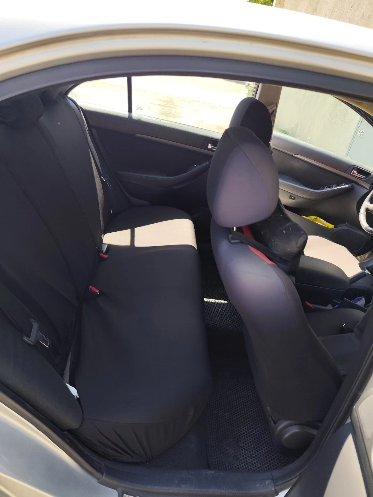 Toyota Avensis 1.8 - изображение 10
