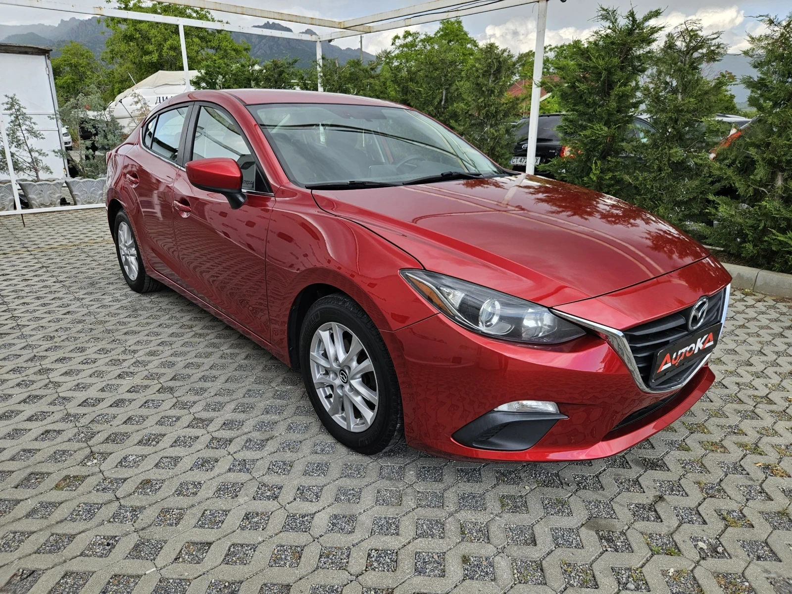 Mazda 3 2.0i-158кс= АВТОМАТ= 153.000км= КАМЕРА= АВТОПИЛОТ  - изображение 2