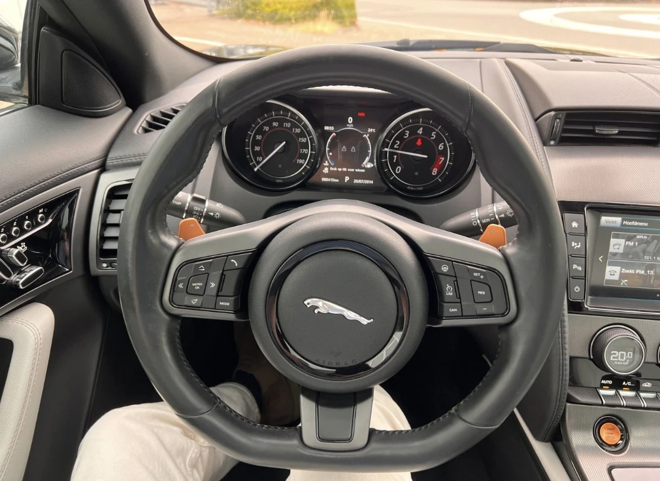 Jaguar F-Type S AWD - изображение 6