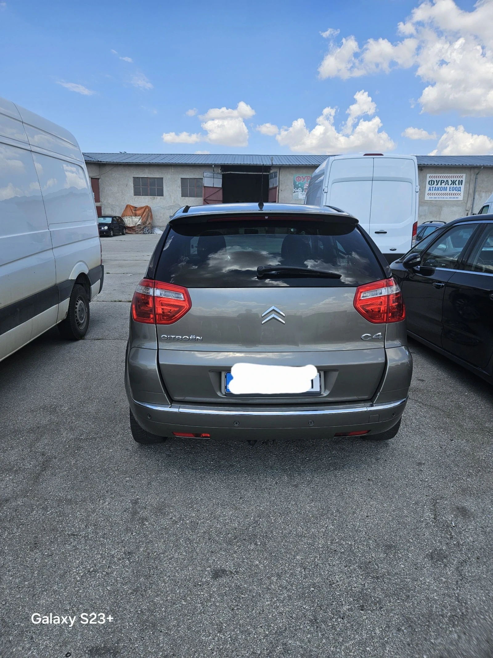 Citroen C4 Picasso 1.6HDI - изображение 2