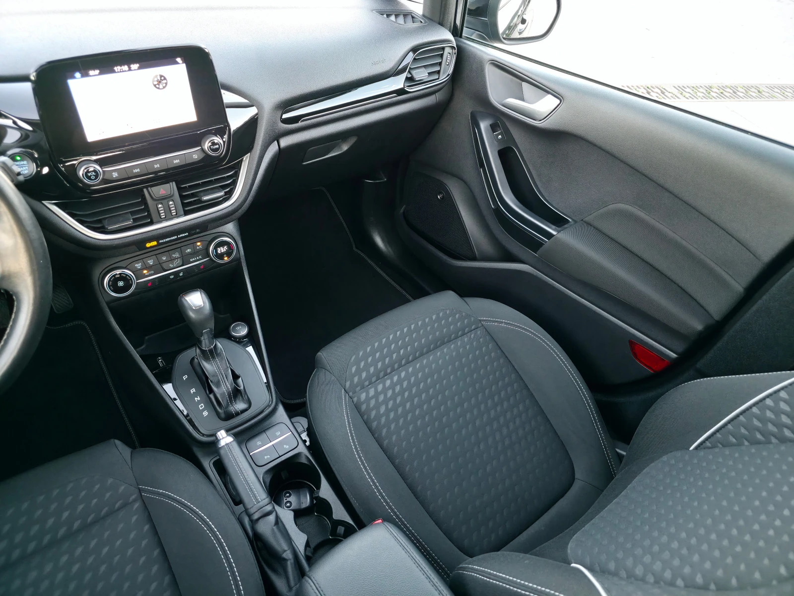 Ford Fiesta 1.0Ecoboost Automatik EURO6b | Mobile.bg   13