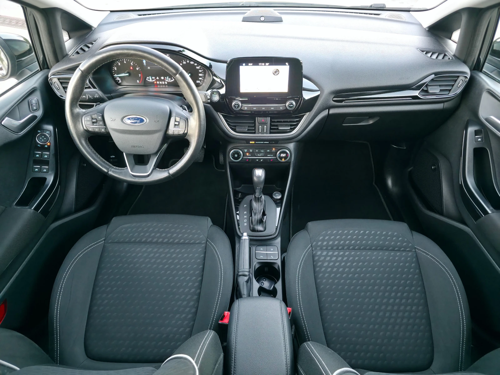 Ford Fiesta 1.0Ecoboost Automatik EURO6b - изображение 9