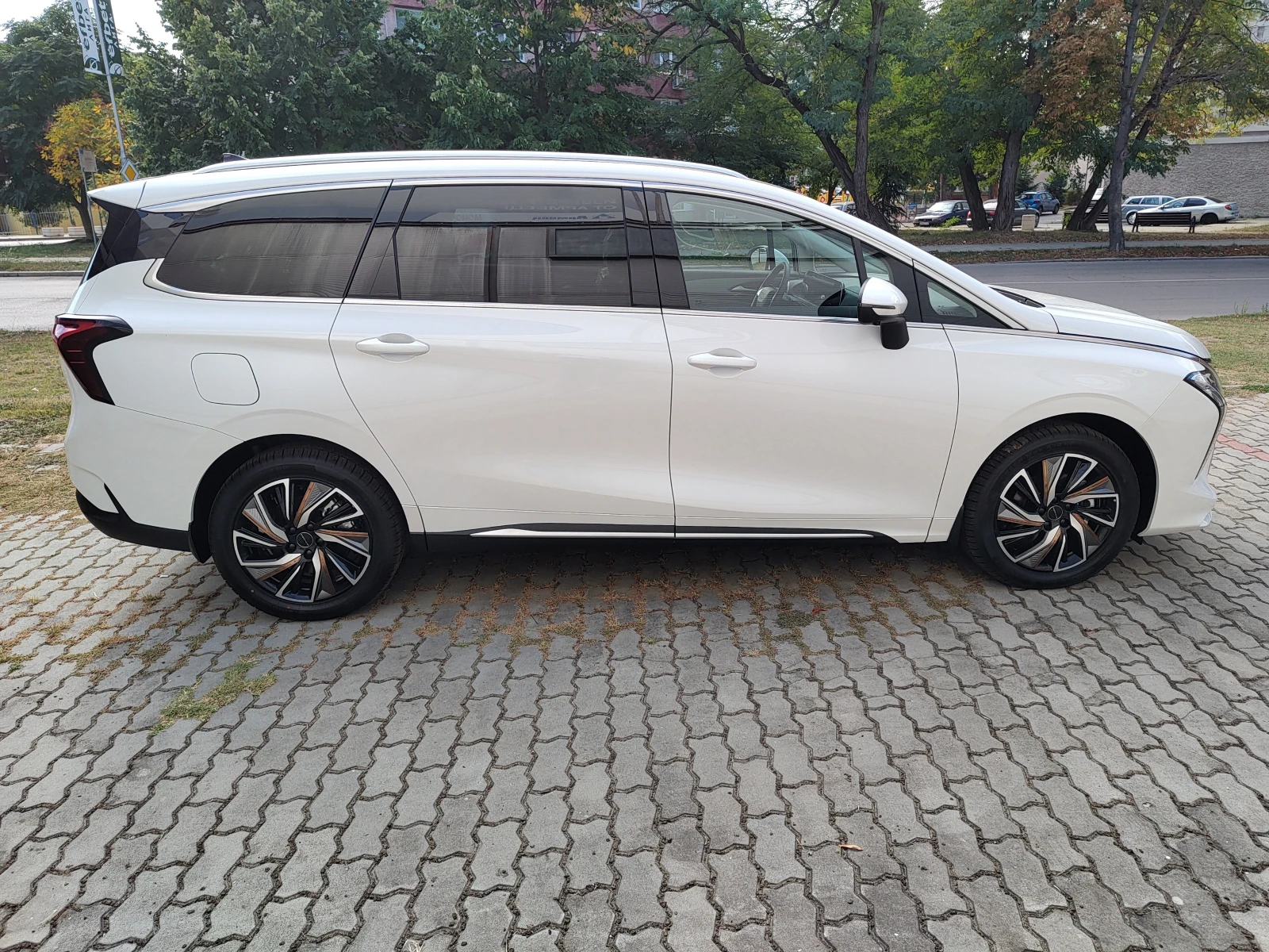 DONGFENG M4-YACHT Face Lift 1.5t - изображение 4