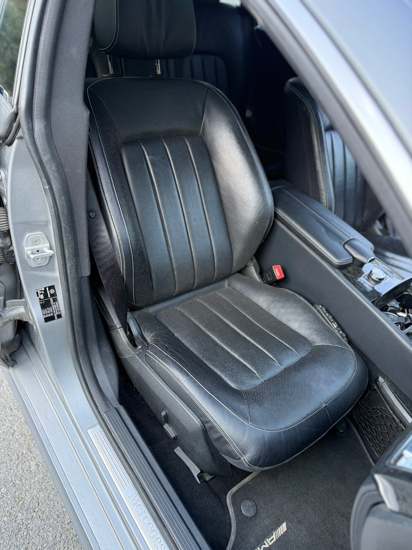 Mercedes-Benz CLS 350 AMG LINE, DISTRONIC, LINE ASSIST, ПОДГРЕВ, ОБДУХВА - изображение 7