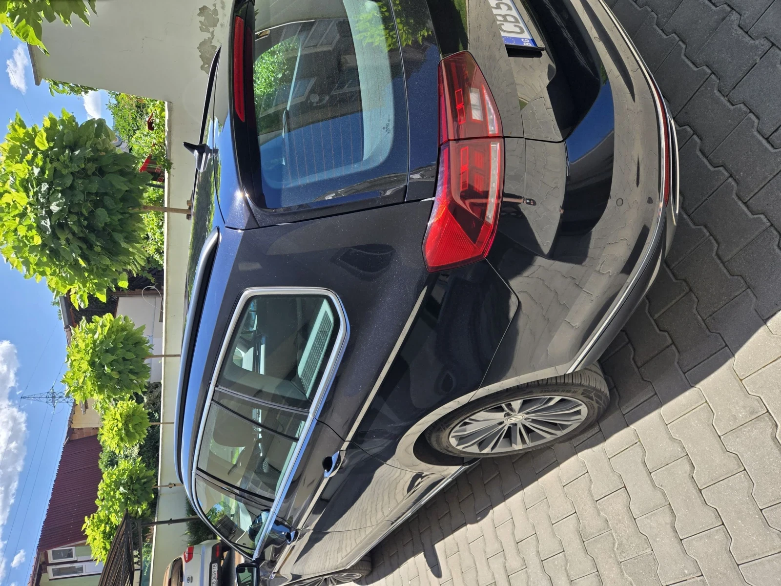 VW Passat GTE - изображение 6