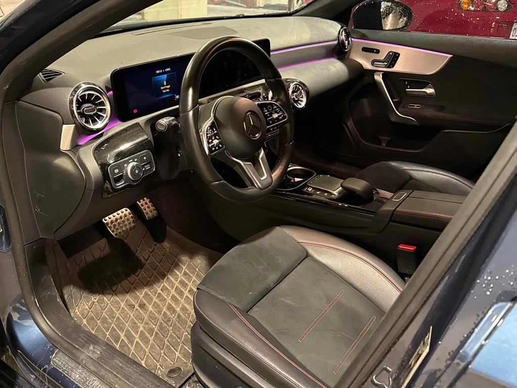 Mercedes-Benz A 220 * 4MATIC Sedan * CARFAX * БЕЗ ПЪРВОНАЧАЛНА ВНОСКА - изображение 5