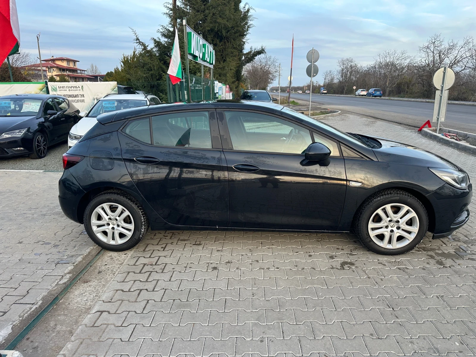 Opel Astra 1.6tdi Euro6 CarPlay  LED  - изображение 4