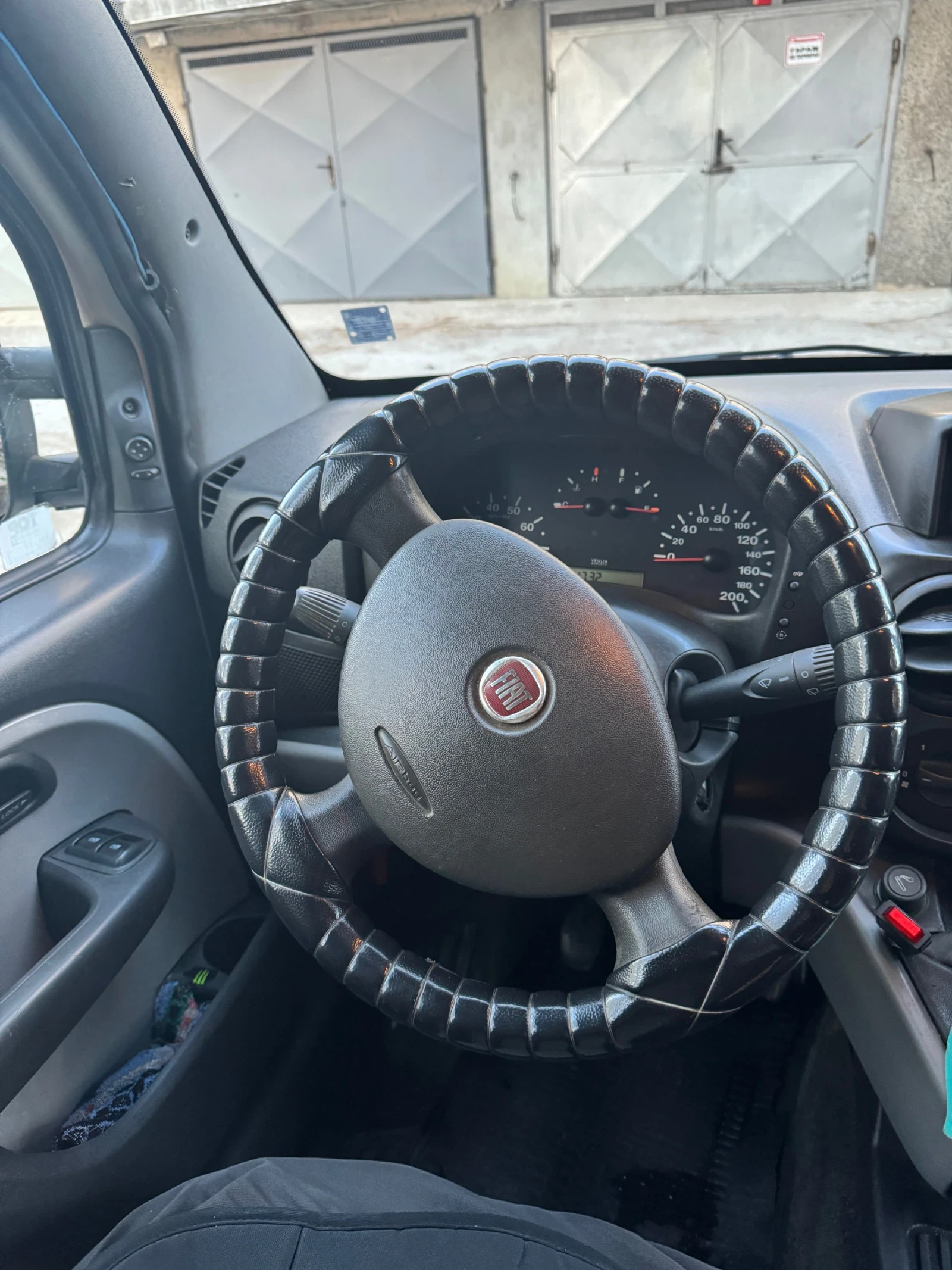Fiat Doblo 1.6 Метан МАХI, снимка 4 - Автомобили и джипове - 54079458