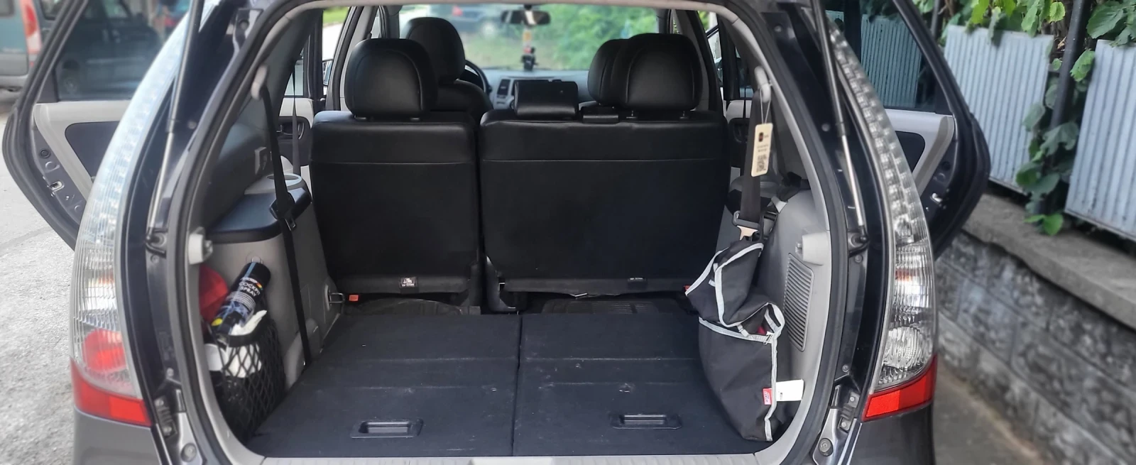 Mitsubishi Grandis, снимка 15 - Автомобили и джипове - 54429864