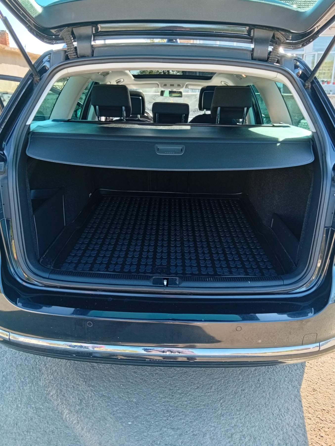 VW Passat, снимка 17 - Автомобили и джипове - 54436336