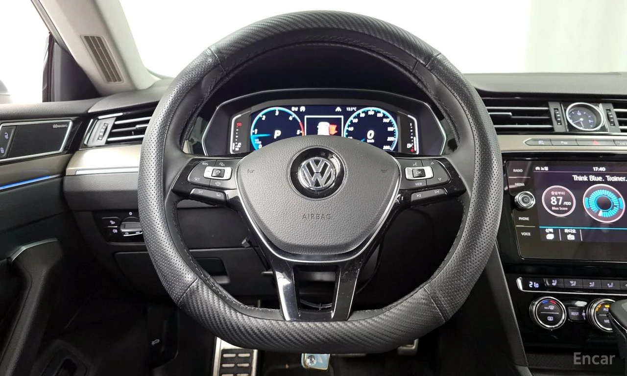 VW Arteon PRESTIGE* SUNROOF* КОЖА* ПОДГРЕВ* ОБДУХВАНЕ* НАВИ, снимка 13 - Автомобили и джипове - 54496310