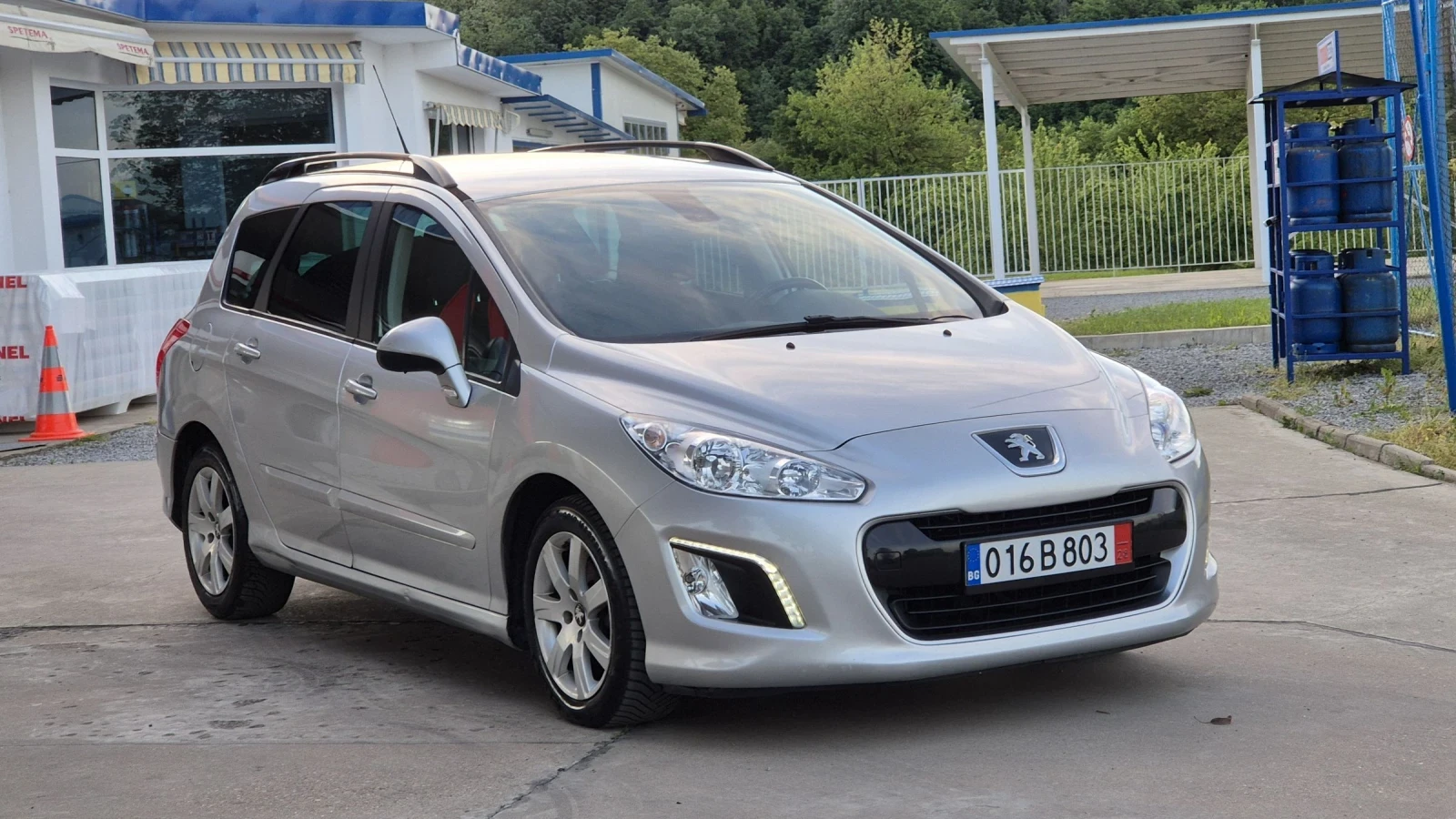 Peugeot 308 1.6 HDI 114К.С* ФЕЙСЛИФТ* ИТАЛИЯ* , снимка 12 - Автомобили и джипове - 54593814