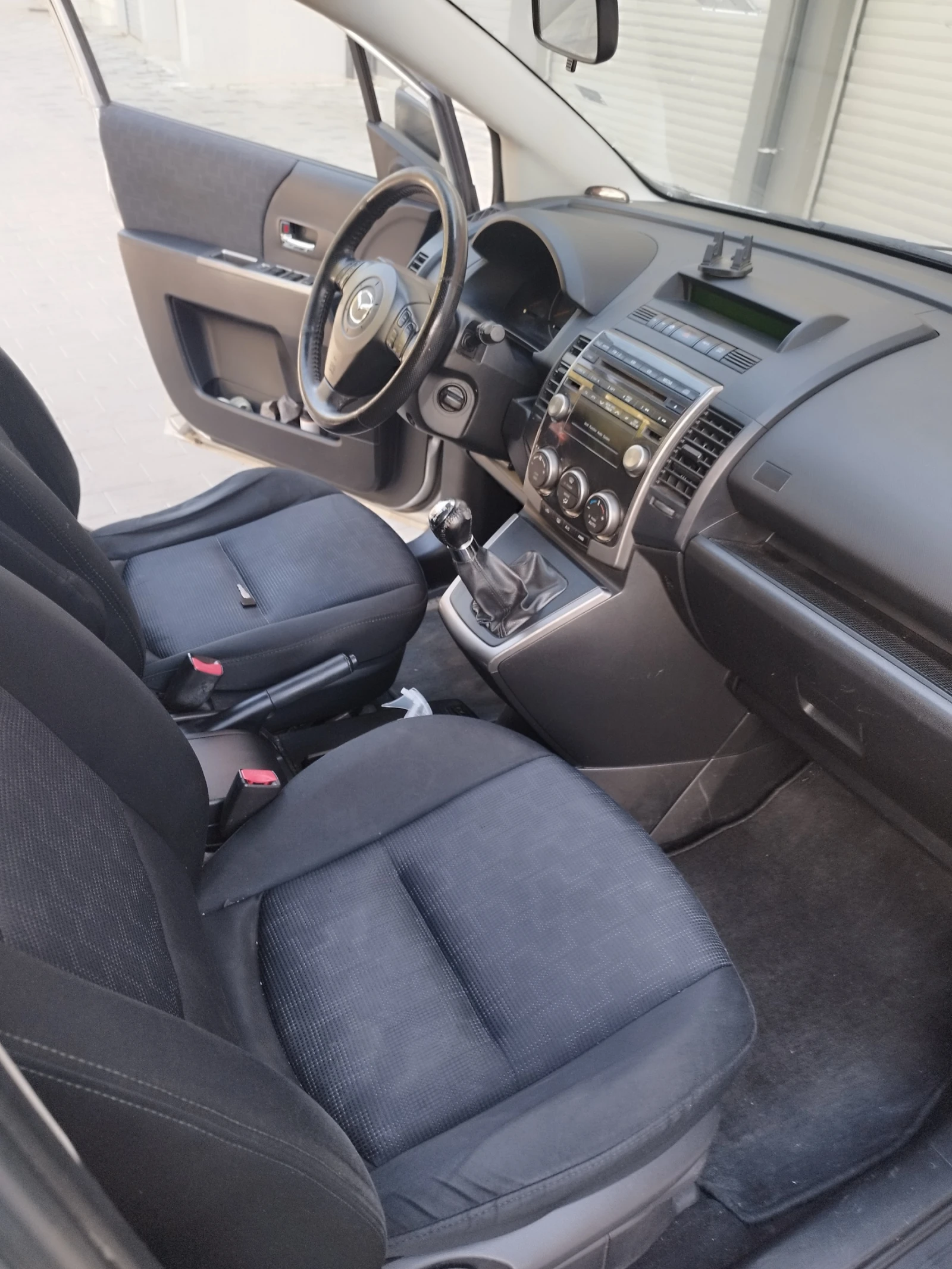 Mazda 5 facelift, снимка 6 - Автомобили и джипове - 54669192