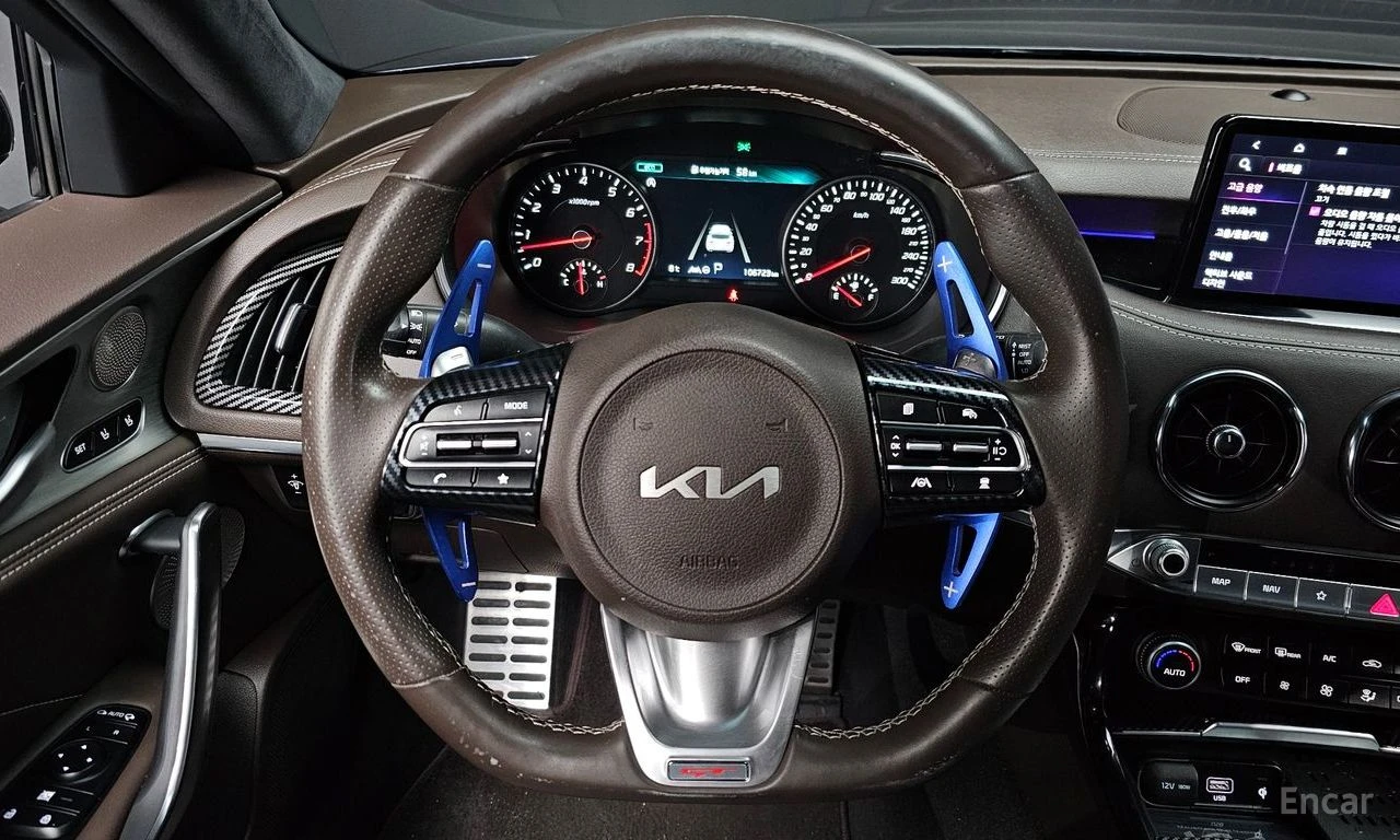 Kia Stinger 3.3* TURBO* ПОДГРЕВ* ОБДУХВАНЕ* ХЕДЪП* LANE* ASSIS, снимка 9 - Автомобили и джипове - 54736735