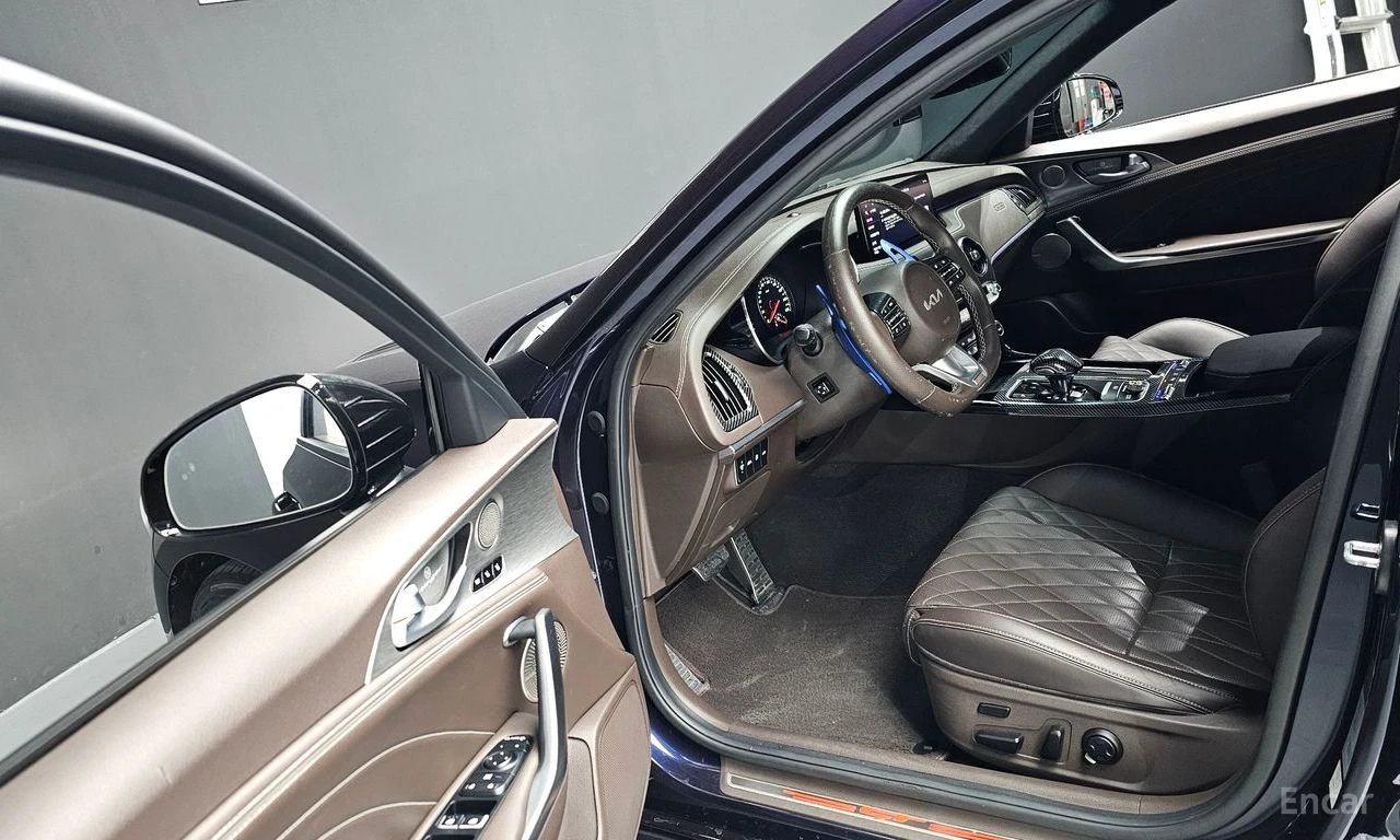 Kia Stinger 3.3* TURBO* ПОДГРЕВ* ОБДУХВАНЕ* ХЕДЪП* LANE* ASSIS, снимка 6 - Автомобили и джипове - 54736735